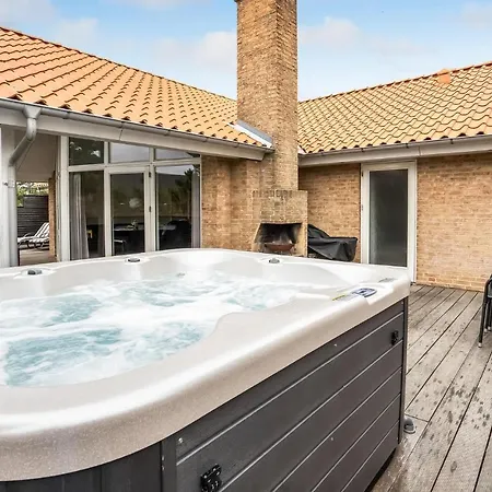 Stunning In Romo With Kitchen Vakantiehuis