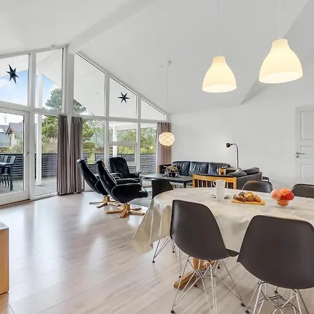 Vakantiehuis Stunning In Romo With Kitchen Rømø Kirkeby